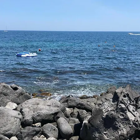 Baia Dei Coralli * Aci Castello